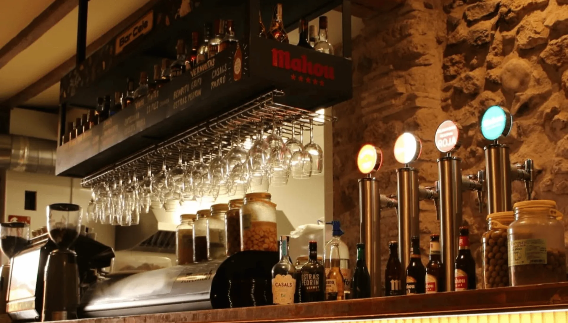 Bar Cele, en Carrer de l'Olivera (Dénia)