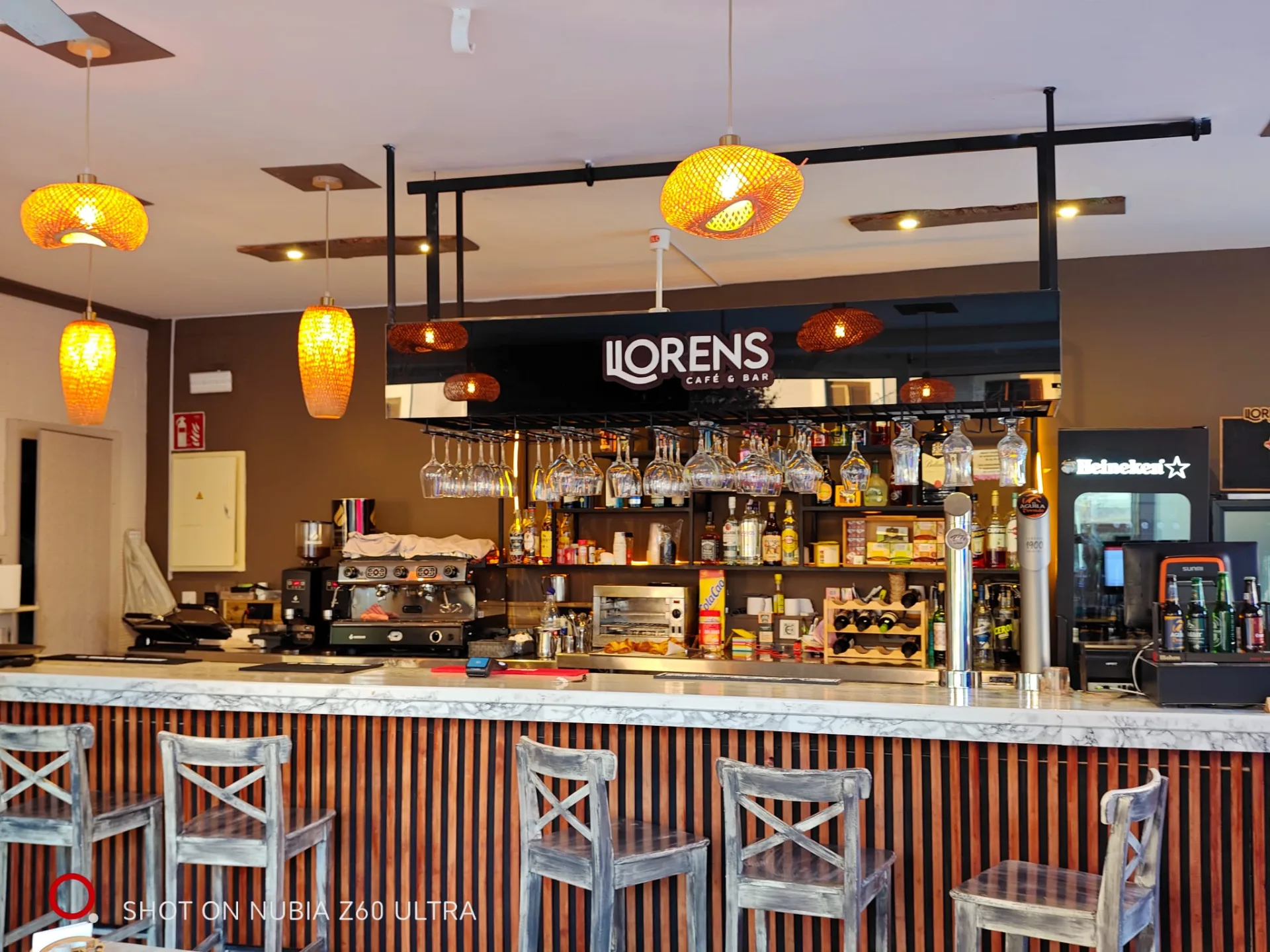Bar Llorens, en Pg. del Saladar (Dénia)