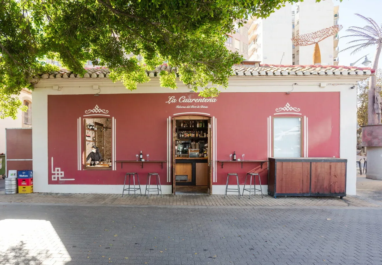La Cuarentena, en Carrer Castell d'Olimbroi (Dénia)